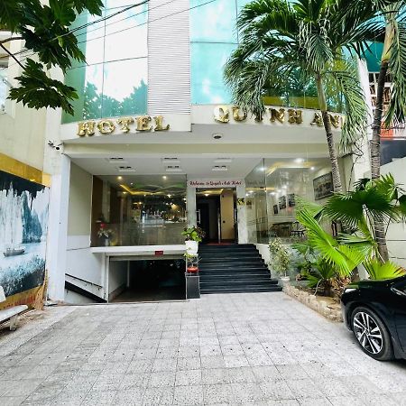 Hotel Quynh Anh Thành Pho Ho Chí Minh Esterno foto
