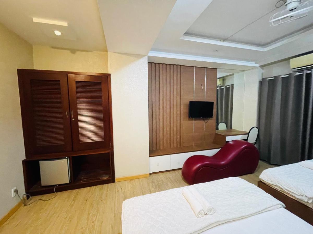 Hotel Quynh Anh Thành Pho Ho Chí Minh Esterno foto