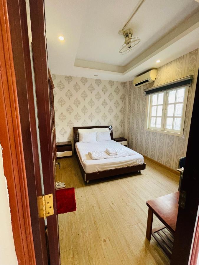 Hotel Quynh Anh Thành Pho Ho Chí Minh Esterno foto