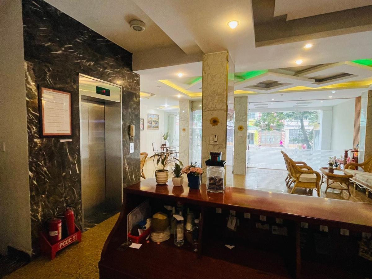 Hotel Quynh Anh Thành Pho Ho Chí Minh Esterno foto